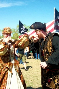 great-plains-renfest-kiss